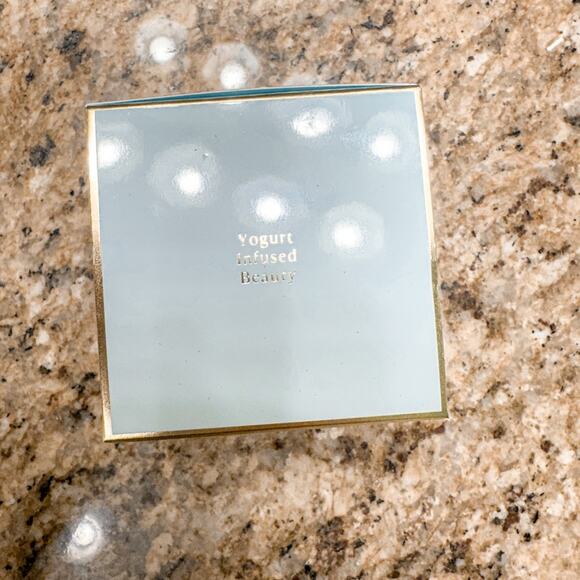 NEW in Box BYROE Oat Yogurt Moisture Barrier Cream, MSRP $106 - Picture 5 of 11